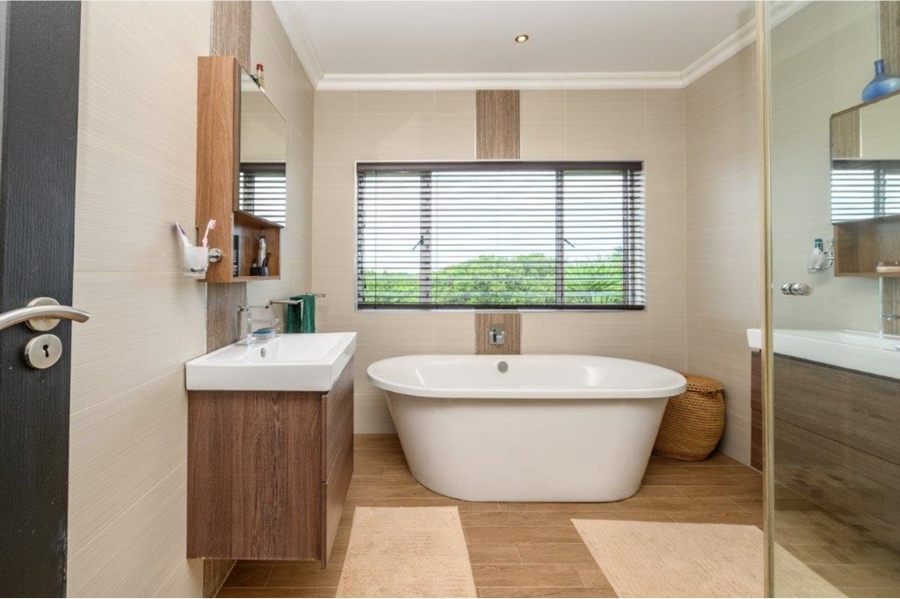 4 Bedroom Property for Sale in Lovemore Park Eastern Cape